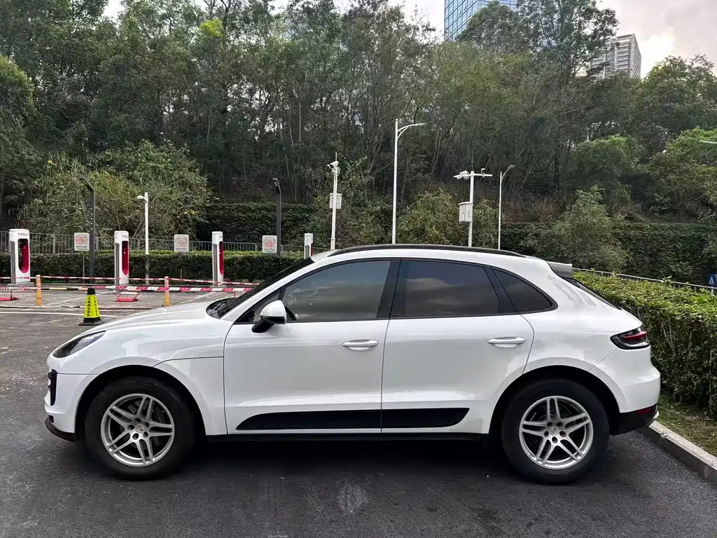 Porsche Macan — фото 3