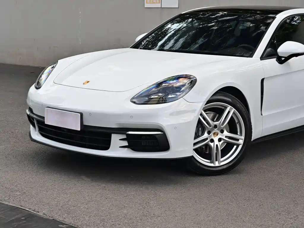 Porsche Panamera — фото 3