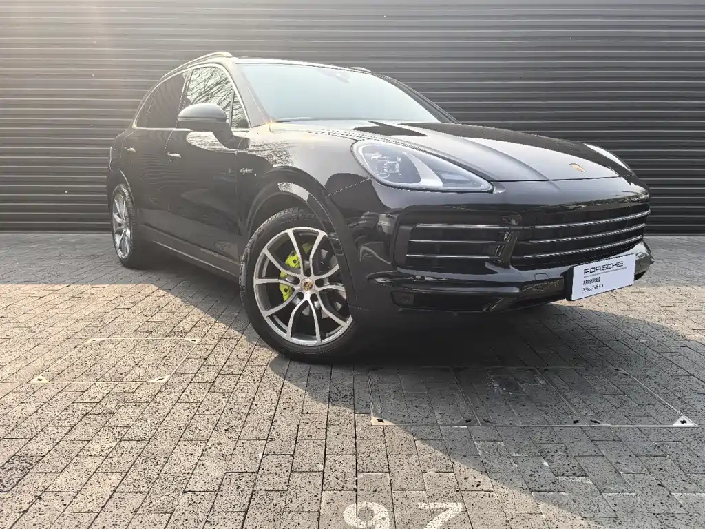 Porsche Cayenne Hybrid — фото 4