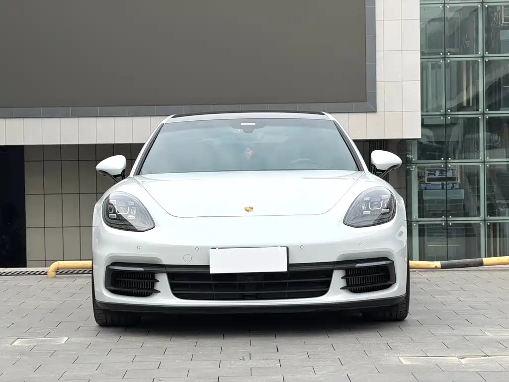 Porsche Panamera — фото 2