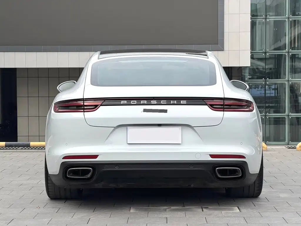 Porsche Panamera — фото 9