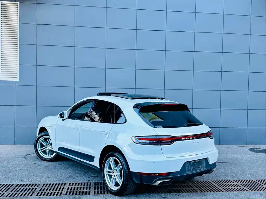 Porsche Macan — фото 5