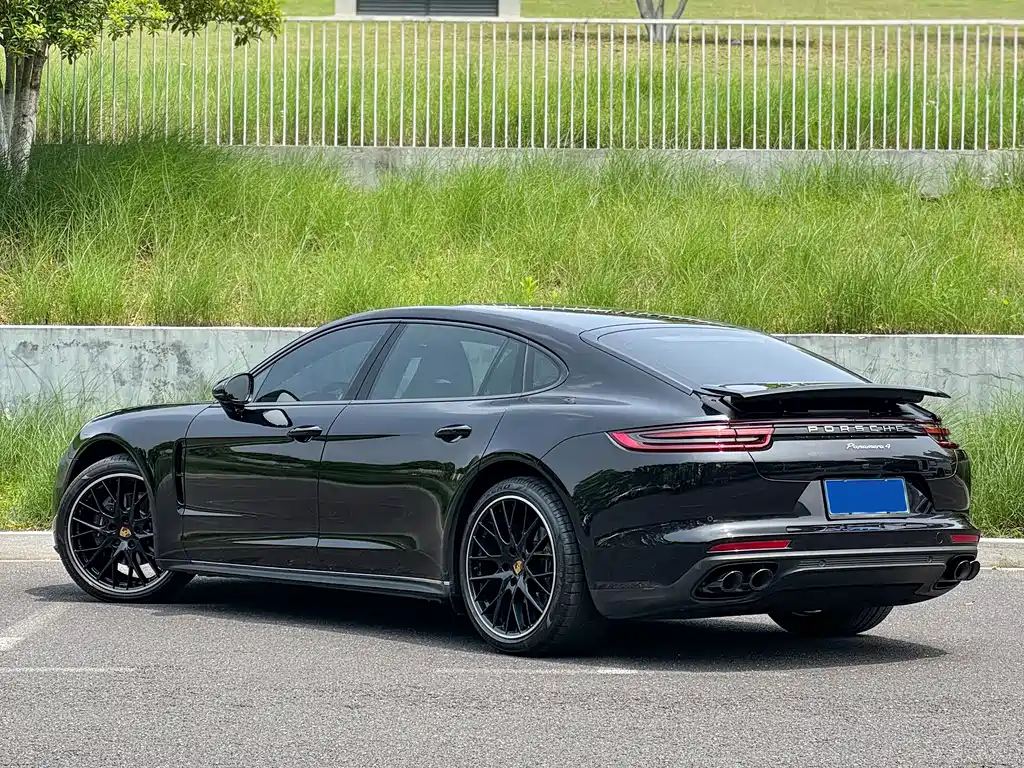 Porsche Panamera — фото 5