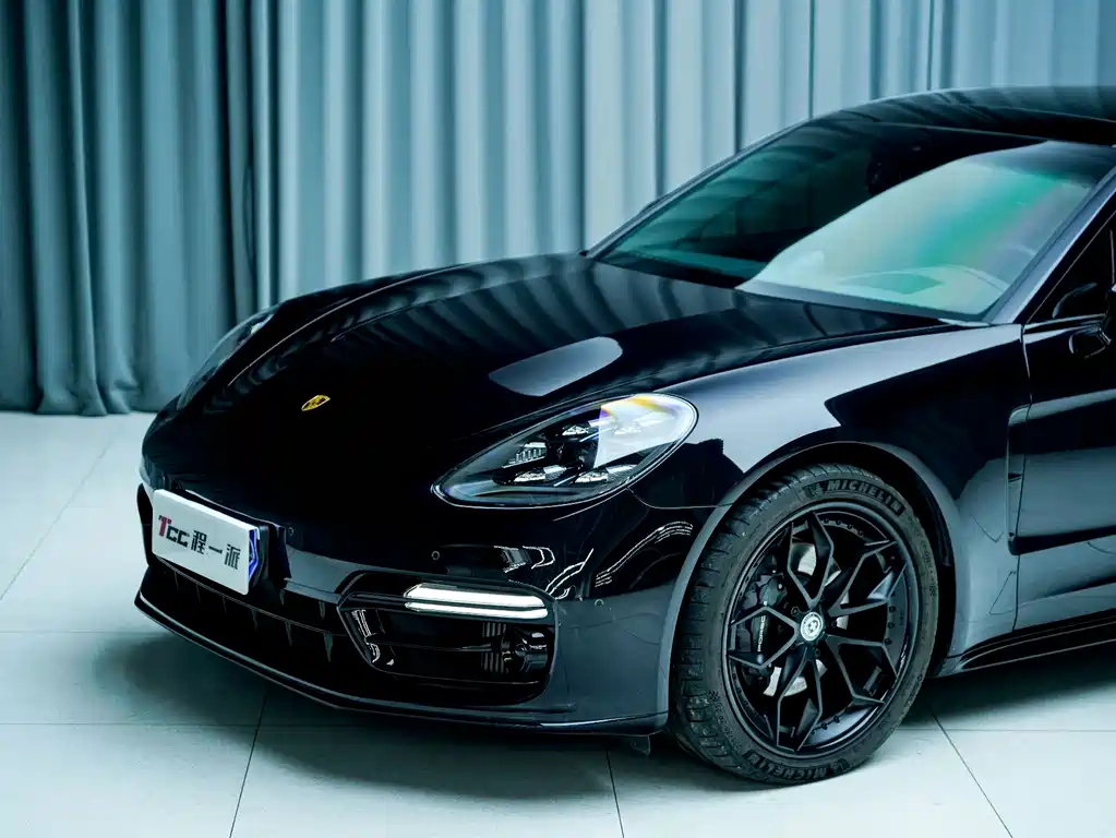 Porsche Panamera — фото 3