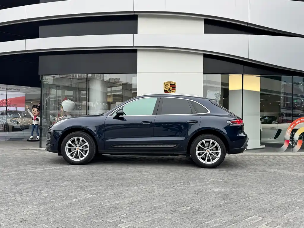 Porsche Macan — фото 5