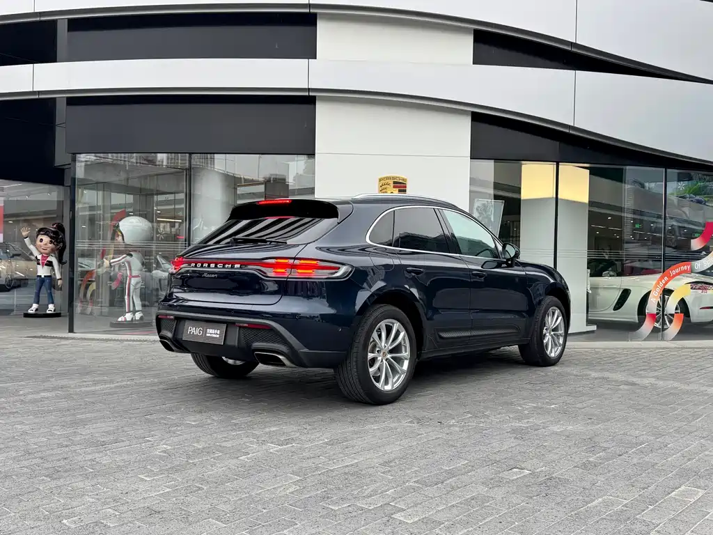 Porsche Macan — фото 8