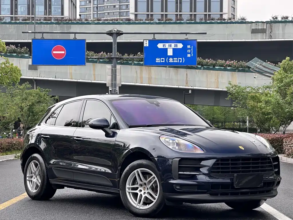 Porsche Macan — фото 3