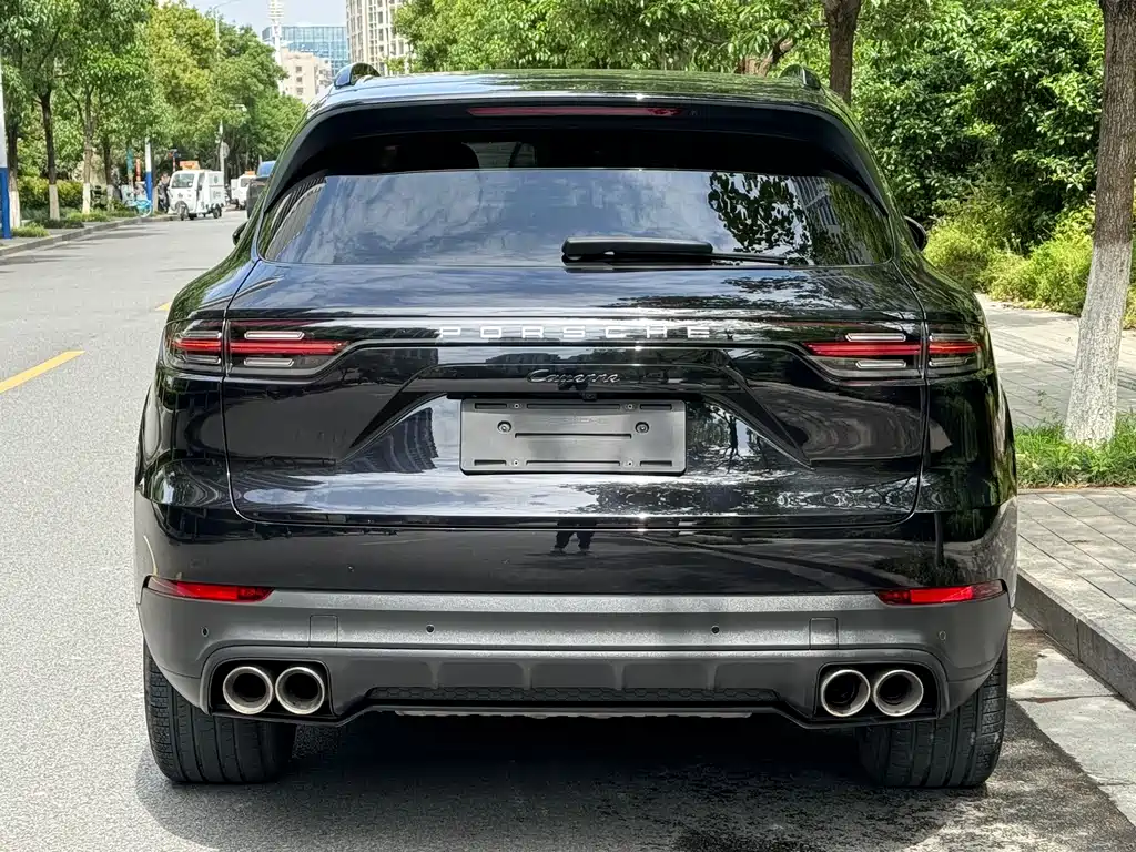 Porsche Cayenne — фото 4