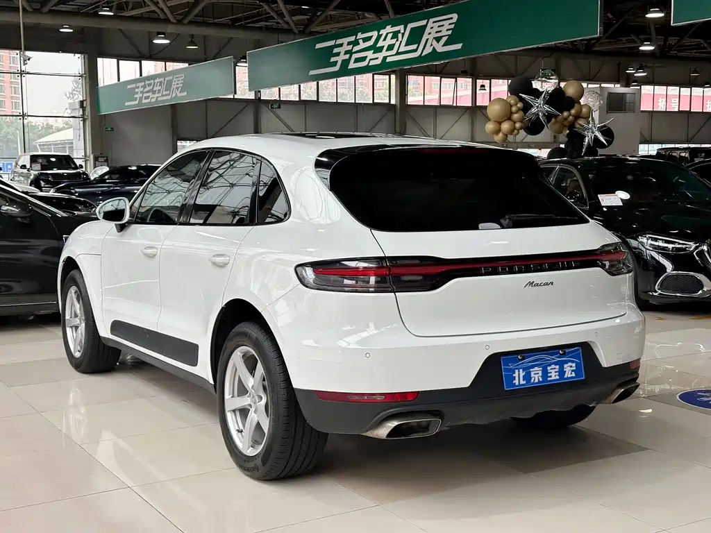 Porsche Macan — фото 5