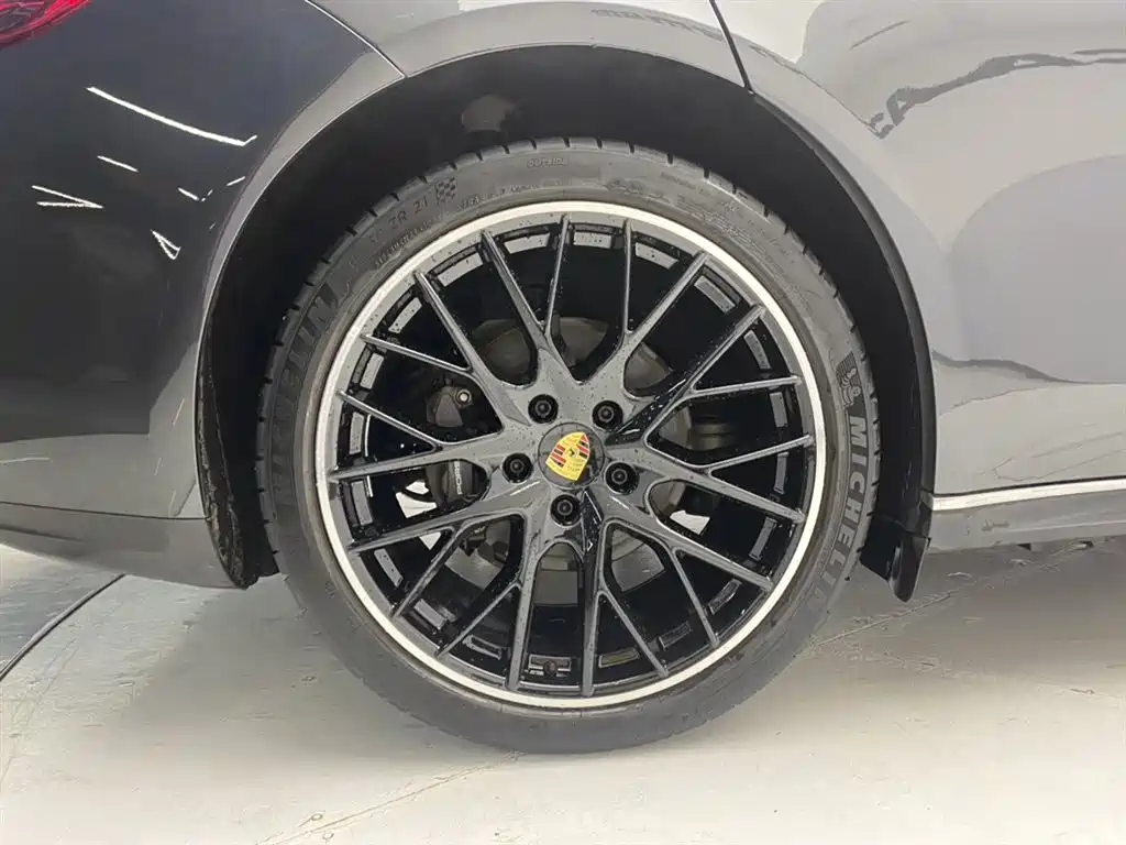 Porsche Panamera — фото 11