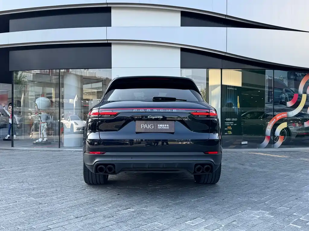 Porsche Cayenne Hybrid — фото 7