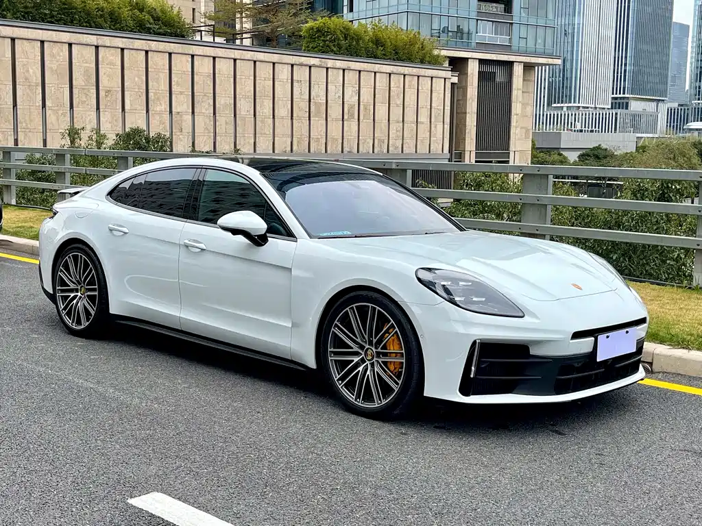 Porsche Panamera — фото 3