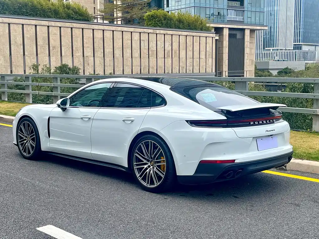 Porsche Panamera — фото 4