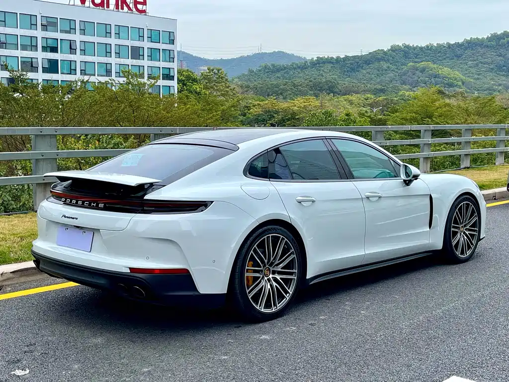Porsche Panamera — фото 6