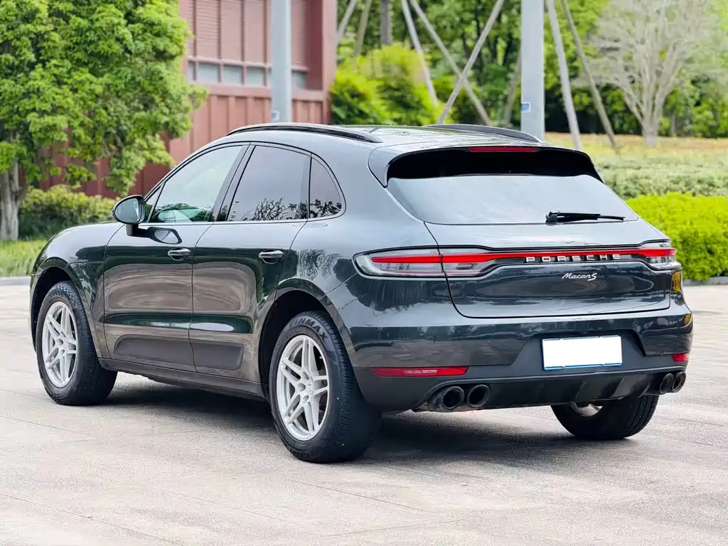 Porsche Macan — фото 8