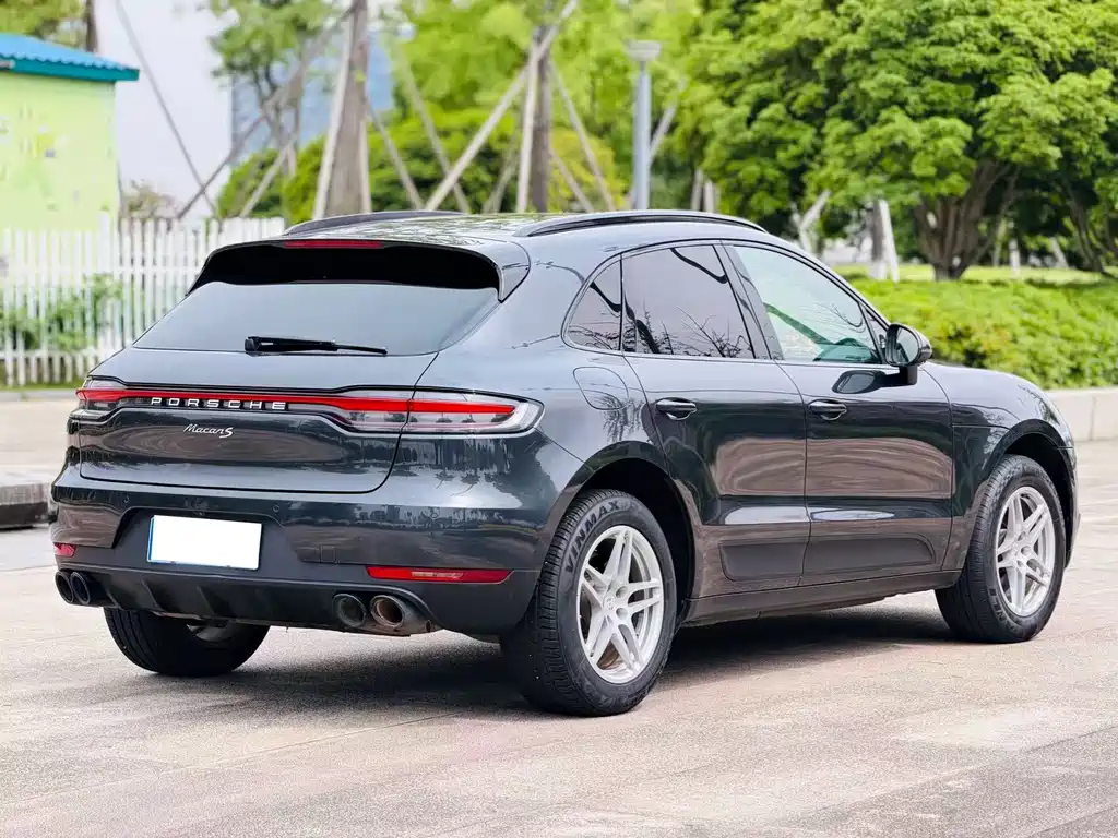 Porsche Macan — фото 10