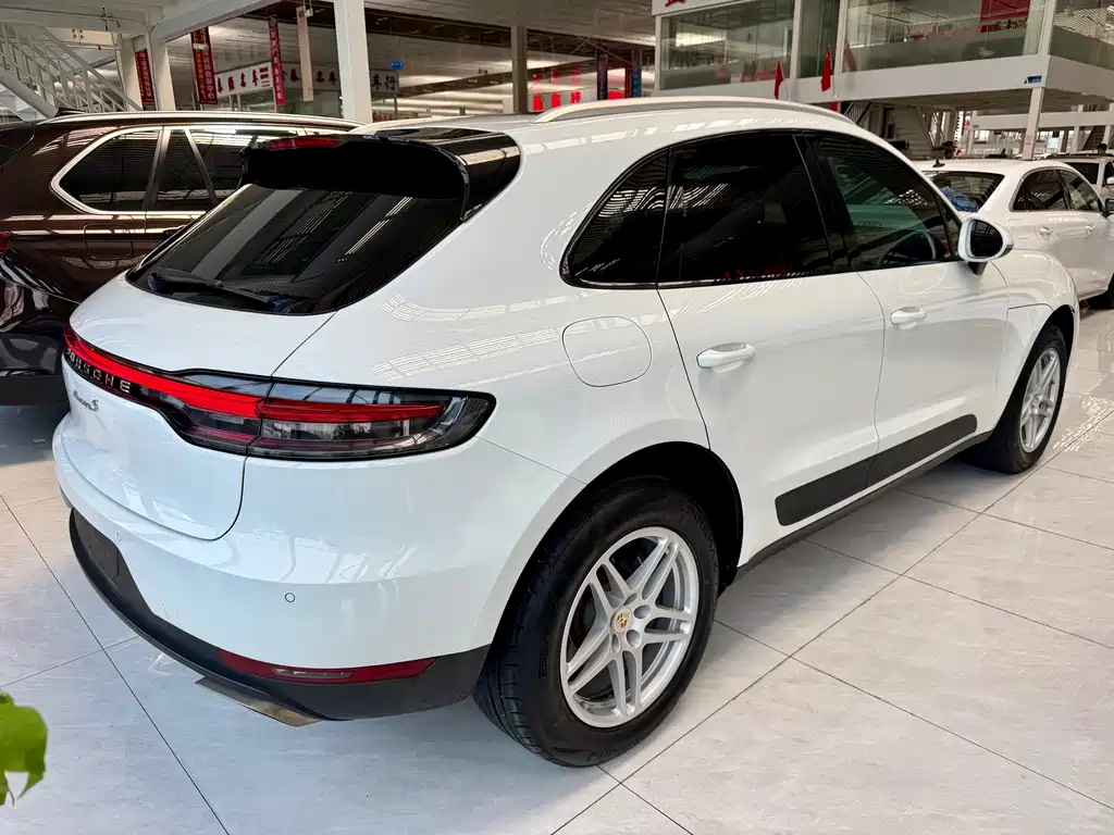 Porsche Macan — фото 3