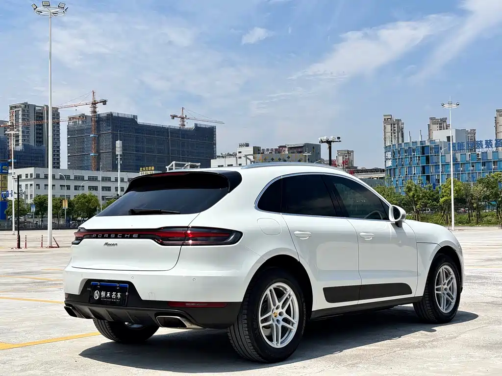 Porsche Macan — фото 6