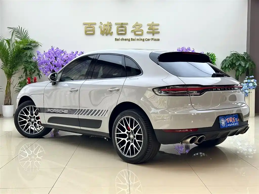 Porsche Macan — фото 5