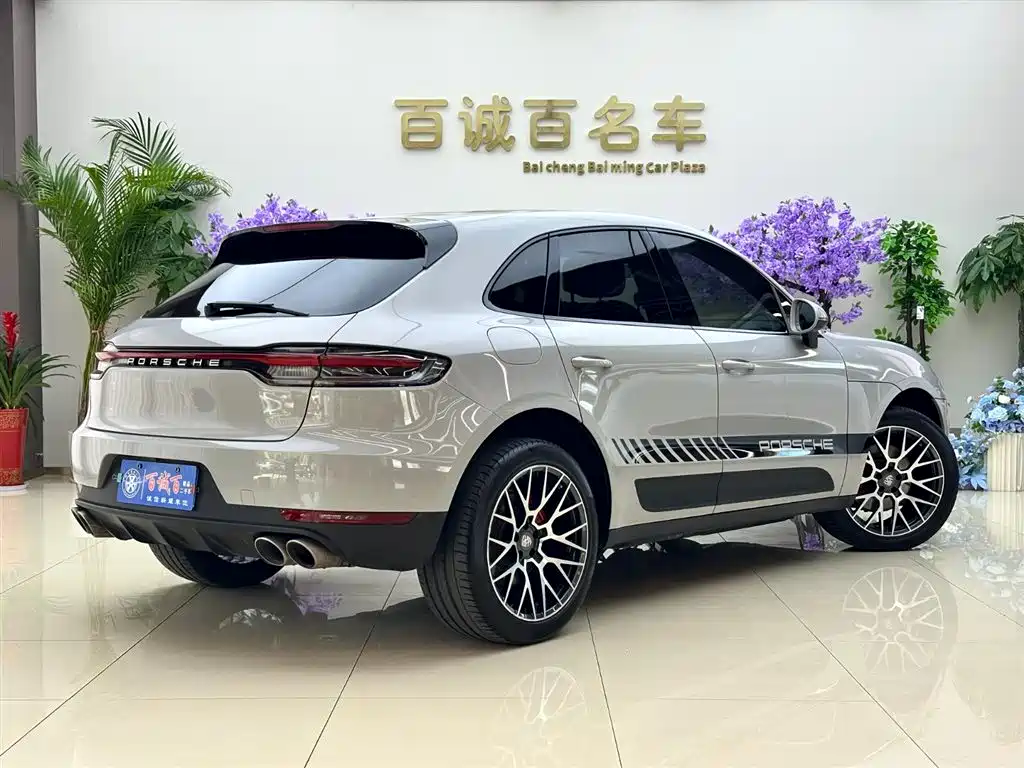 Porsche Macan — фото 7
