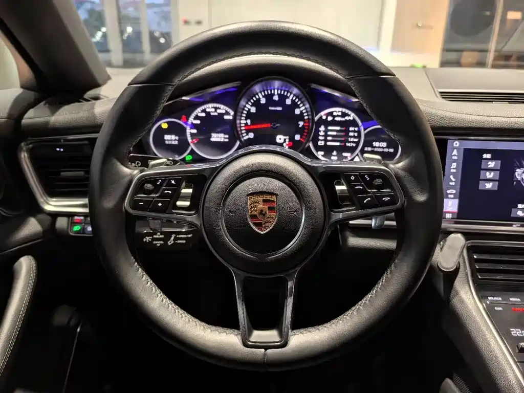 Porsche Panamera — фото 5