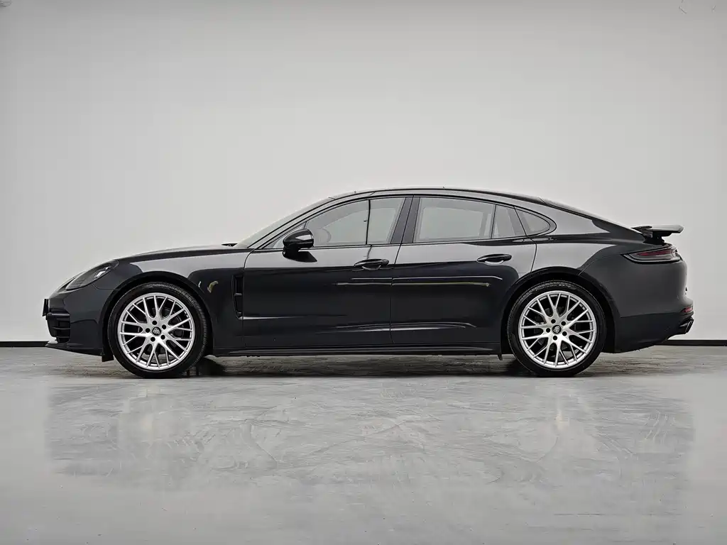 Porsche Panamera — фото 9
