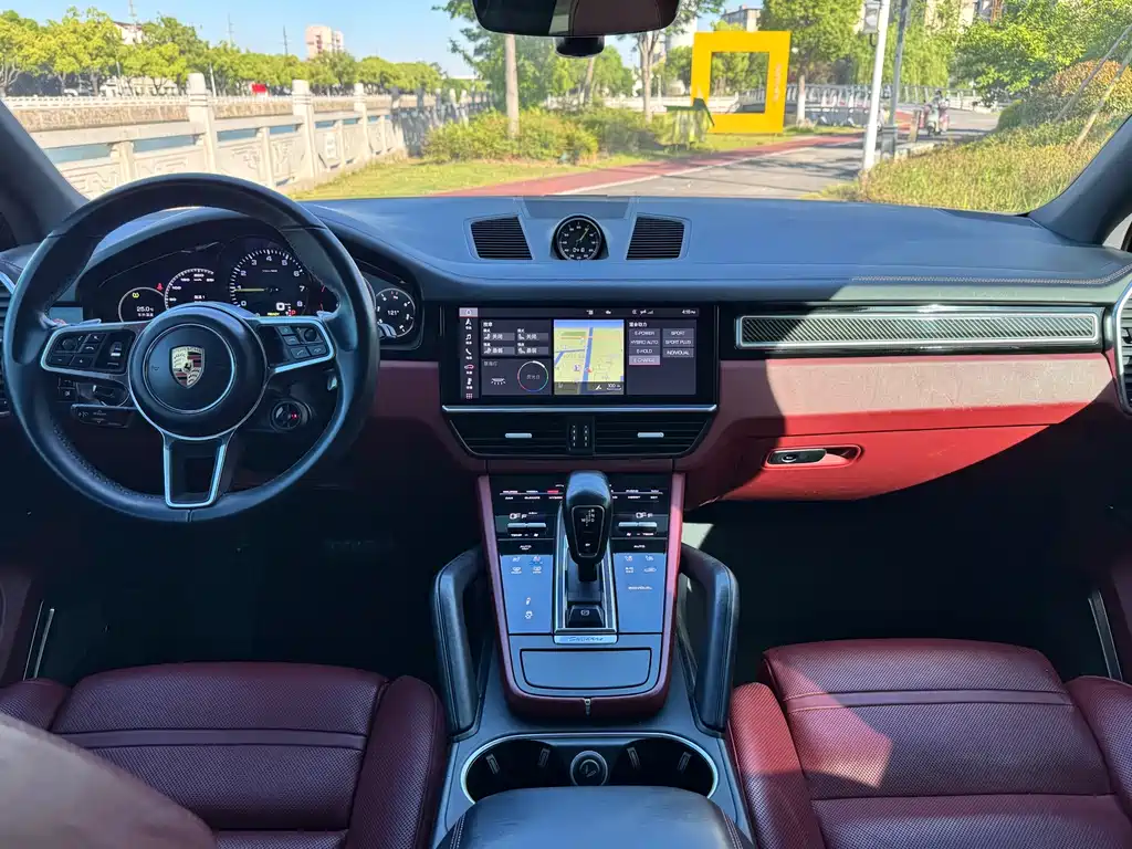 Porsche Cayenne Hybrid — фото 6