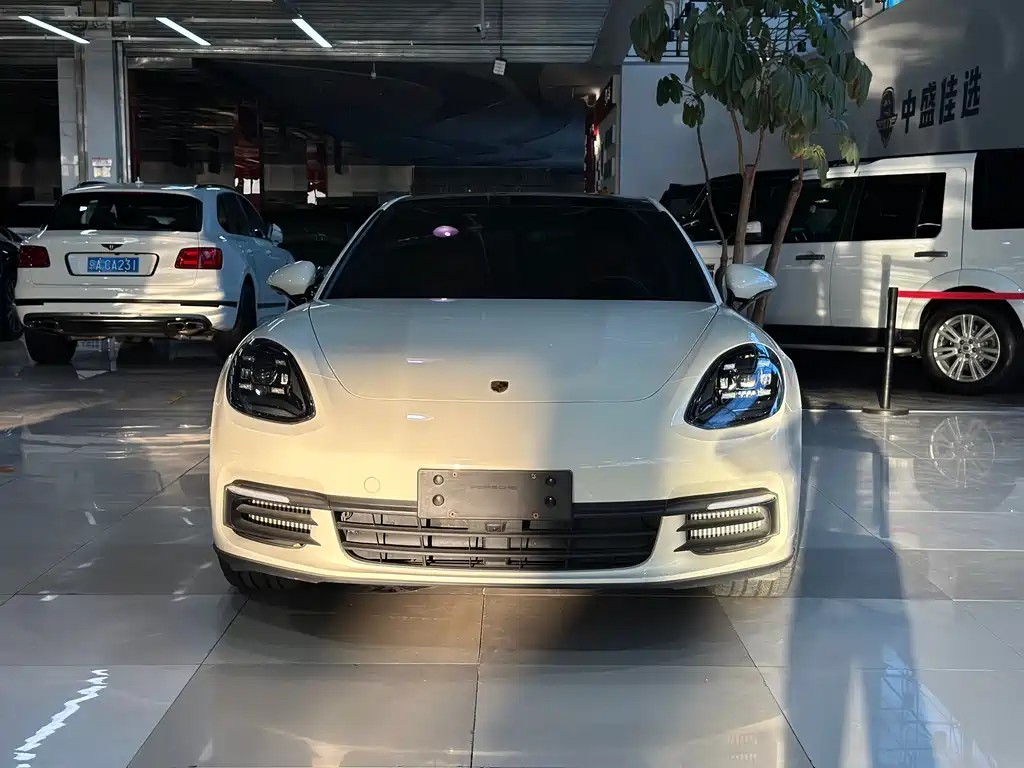 Porsche Panamera — фото 3