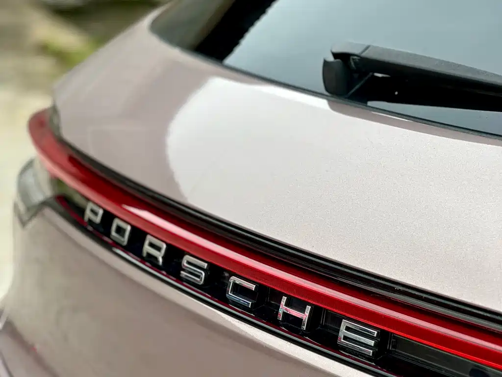 Porsche Macan — фото 44