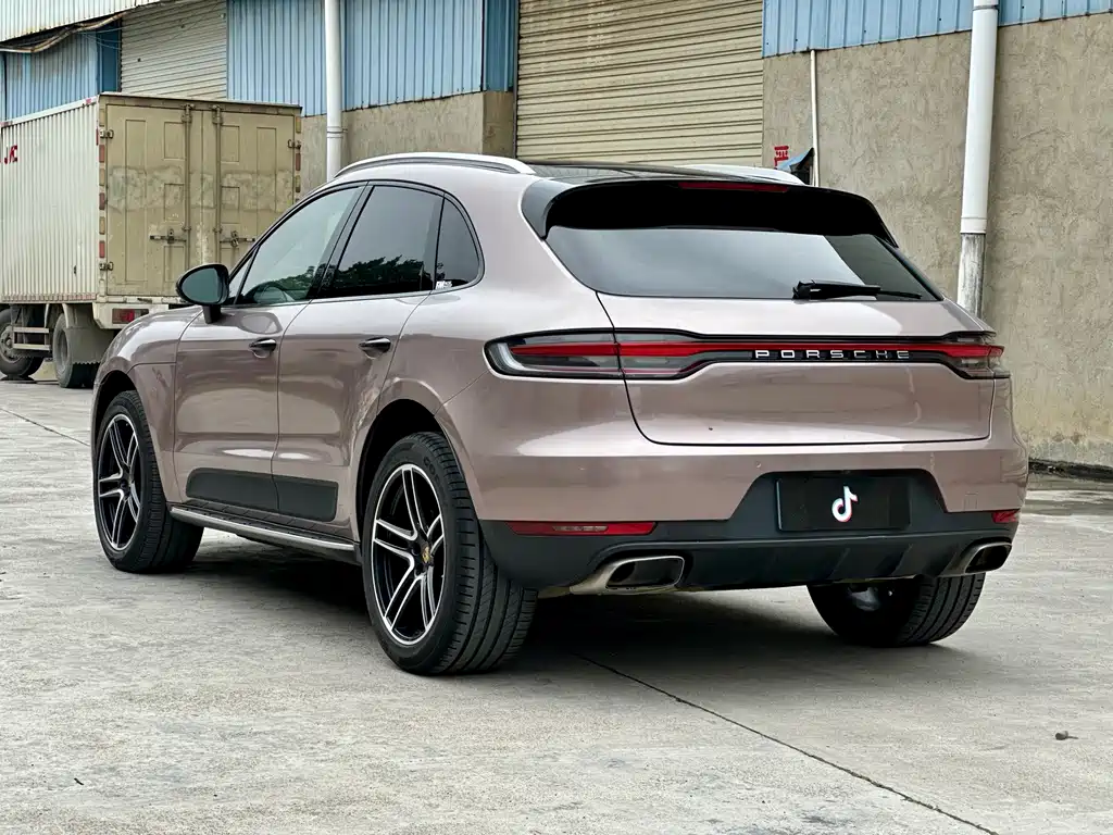 Porsche Macan — фото 6