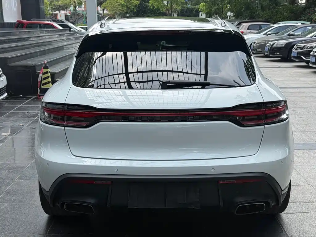 Porsche Macan — фото 10