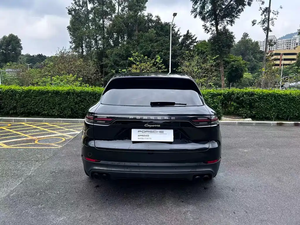 Porsche Cayenne Hybrid — фото 12