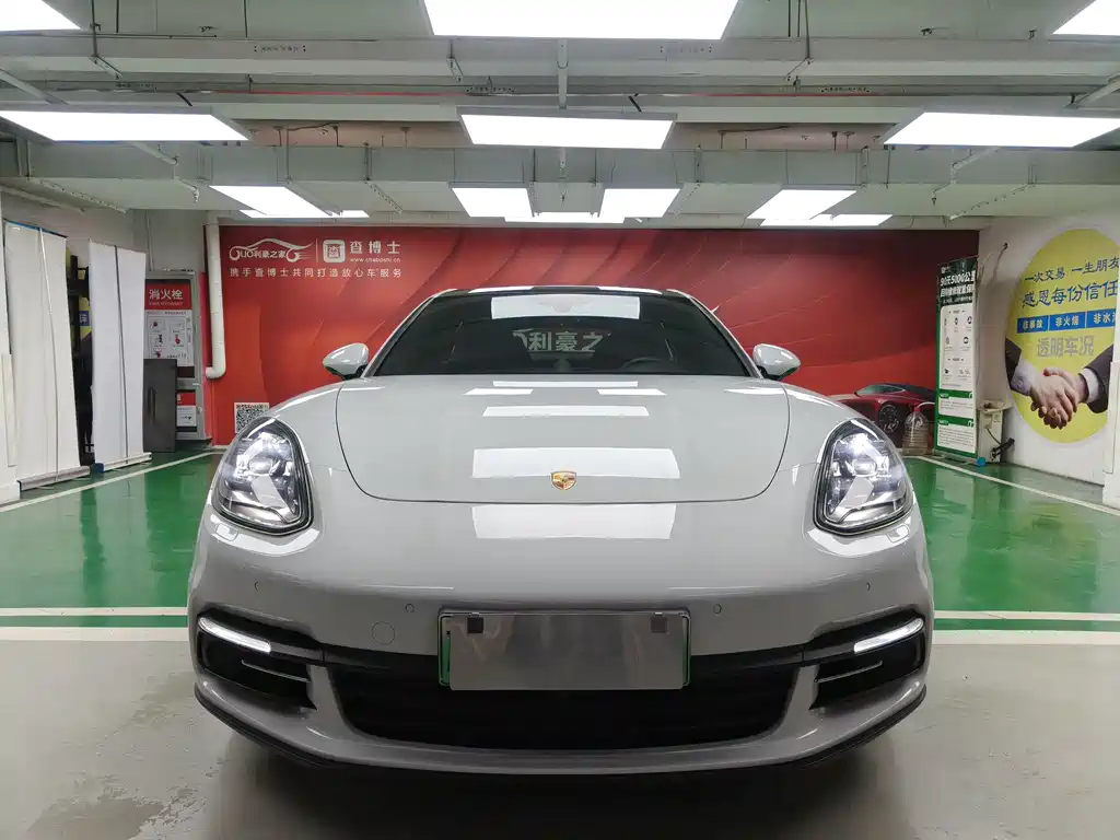 Porsche Panamera Hybrid — фото 2