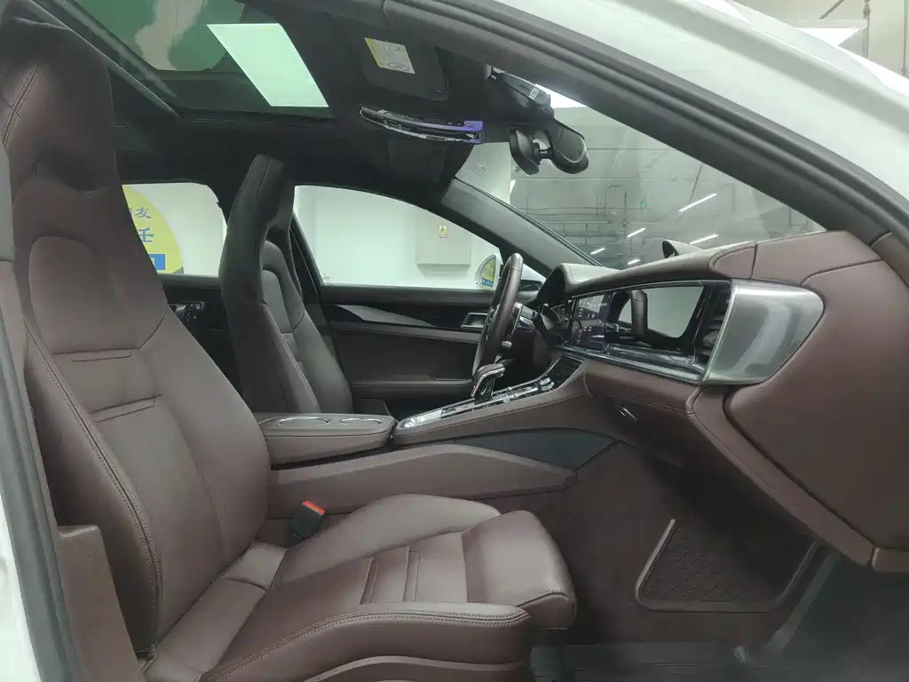 Porsche Panamera Hybrid — фото 19