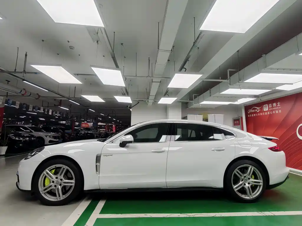 Porsche Panamera Hybrid — фото 8