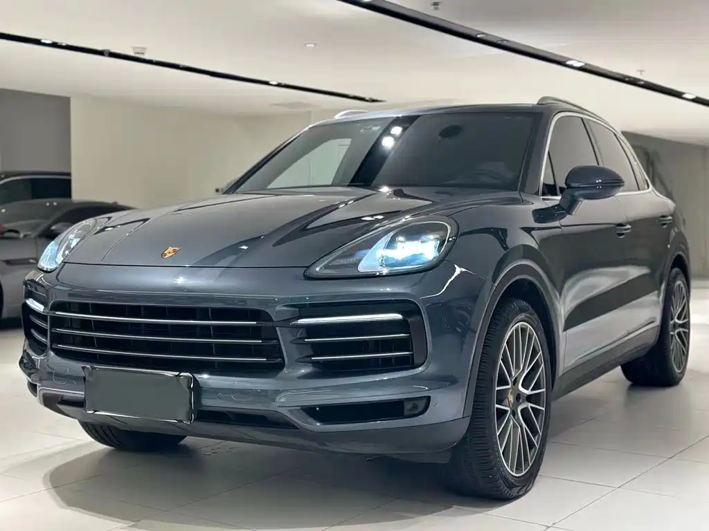Porsche Cayenne — фото 2