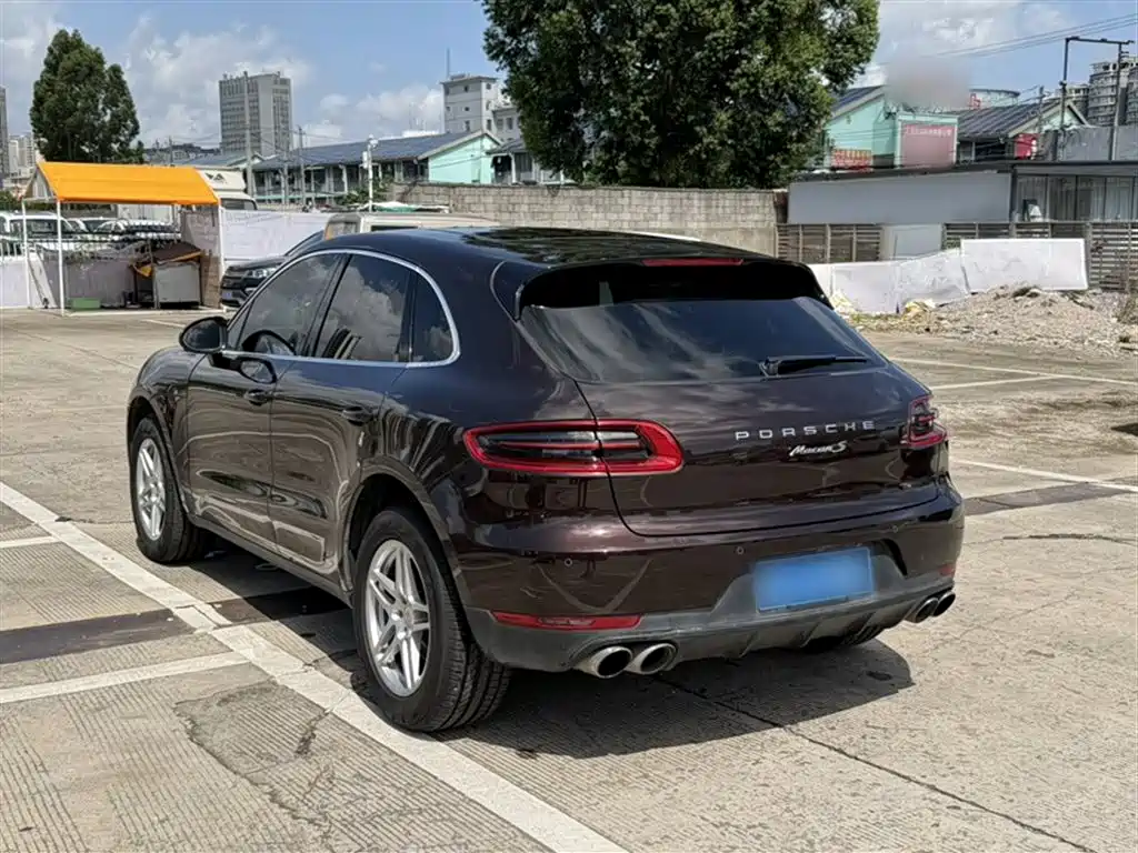 Porsche Macan — фото 5
