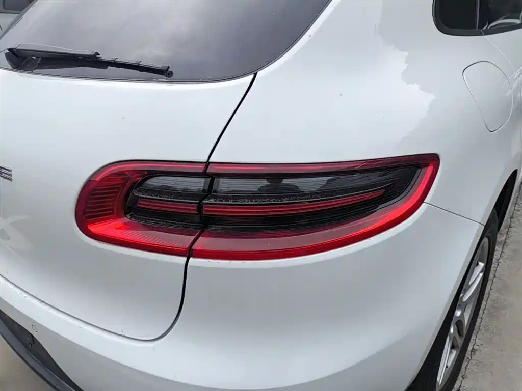 Porsche Macan — фото 8