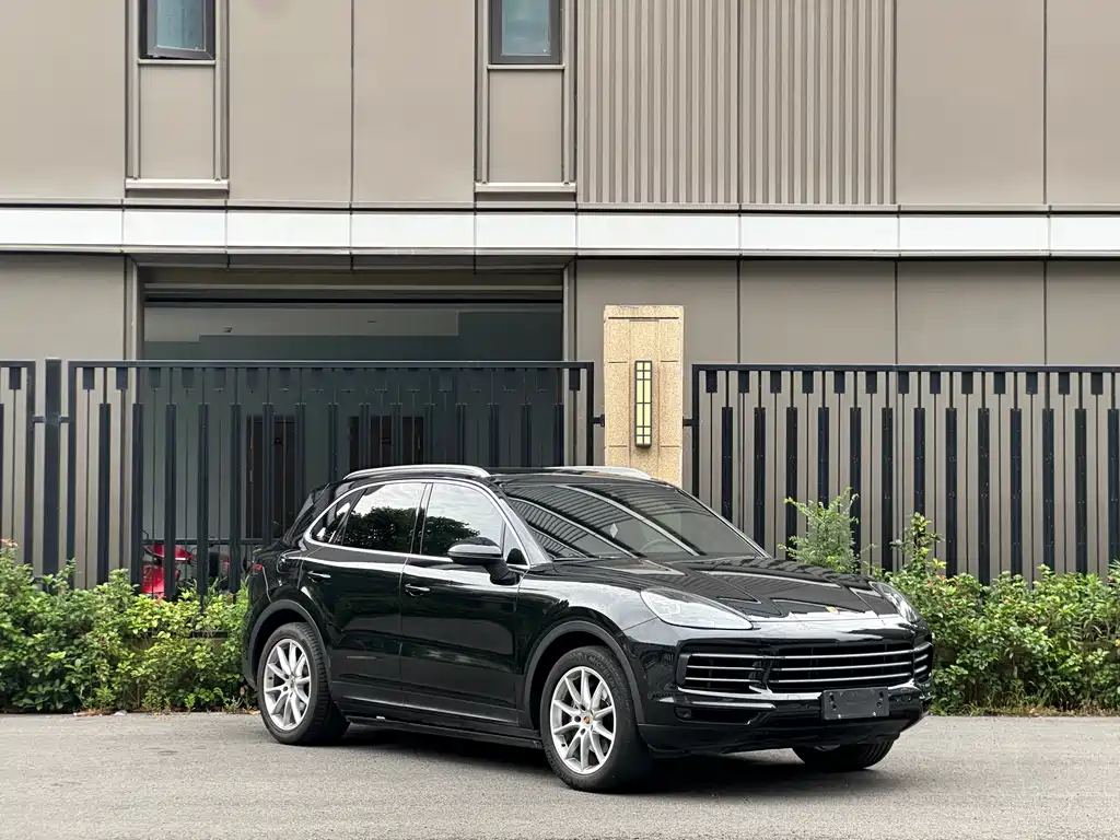 Porsche Cayenne — фото 3