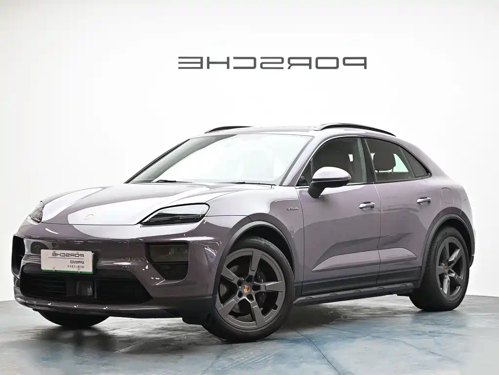 Porsche Macan EV