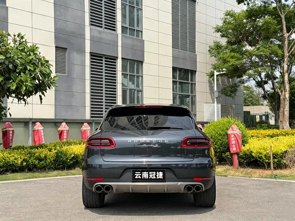 Porsche Macan — фото 8