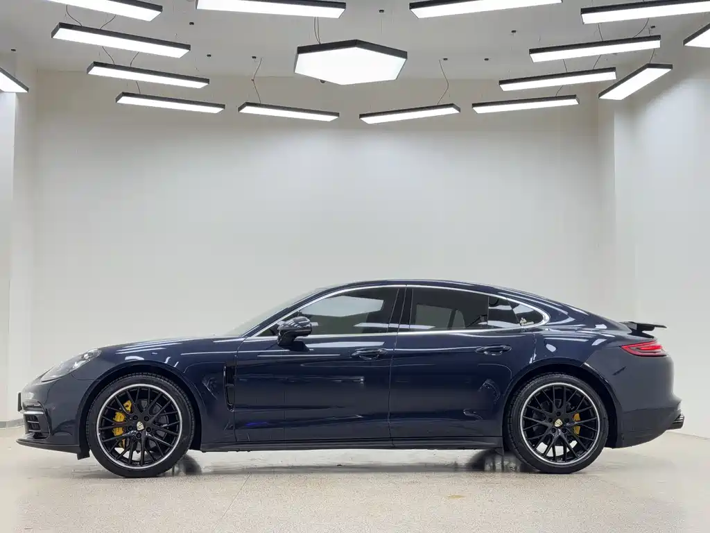 Porsche Panamera — фото 5