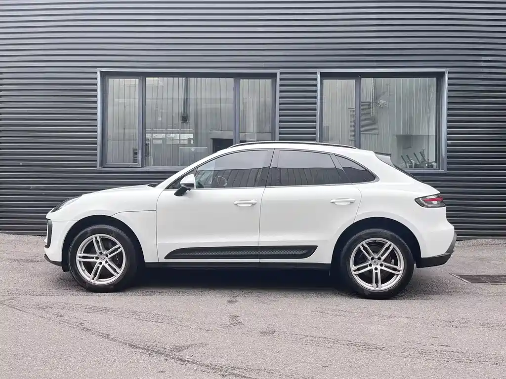Porsche Macan — фото 5