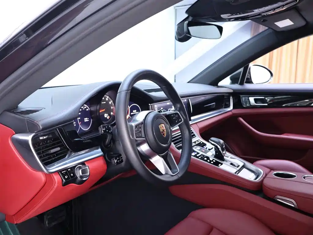 Porsche Panamera — фото 11