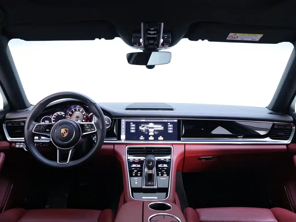 Porsche Panamera — фото 13