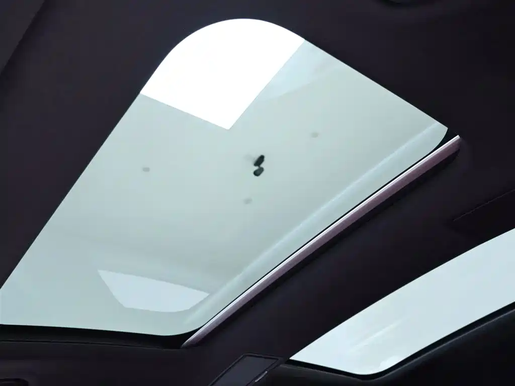 Porsche Panamera — фото 19