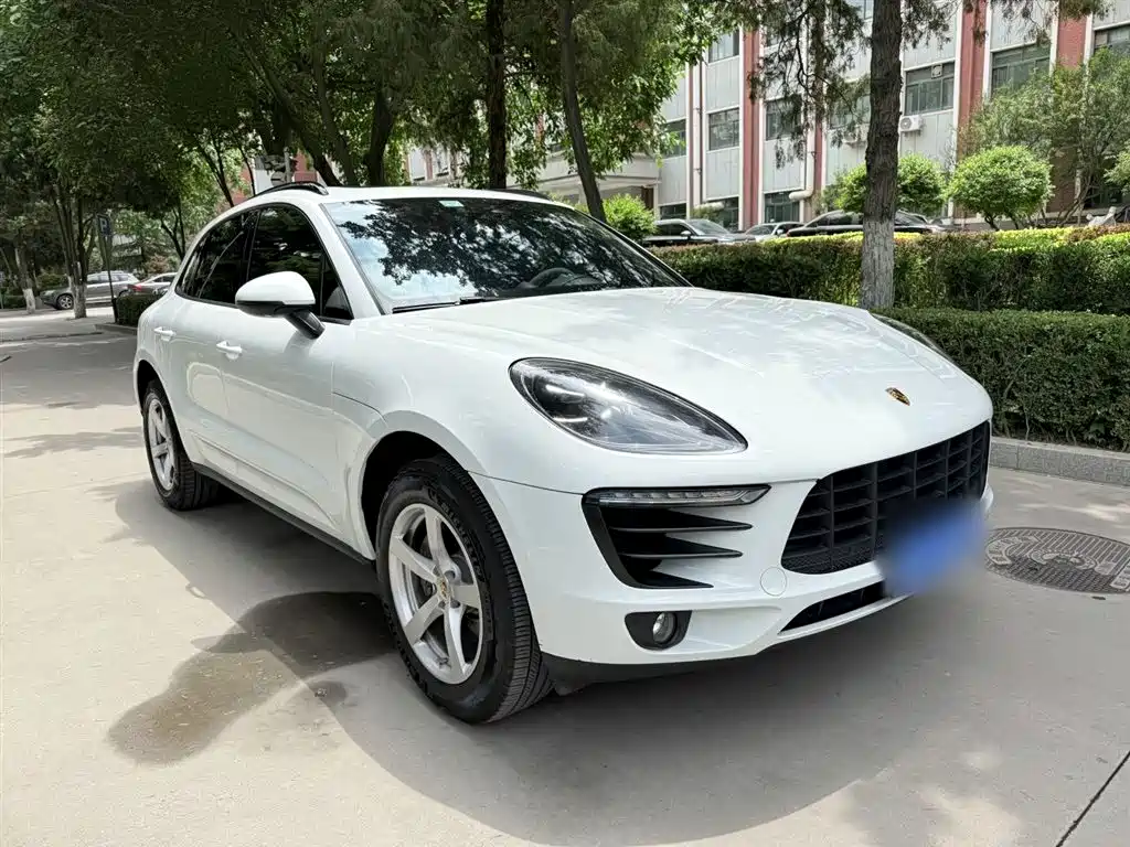 Porsche Macan — фото 9