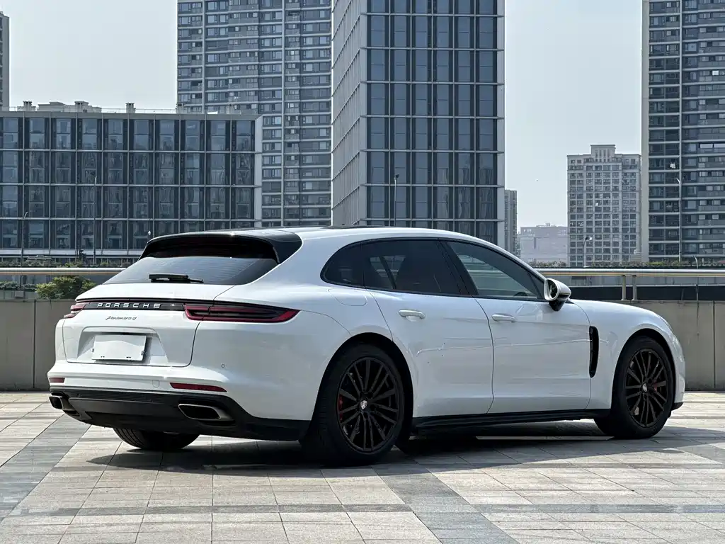 Porsche Panamera — фото 14