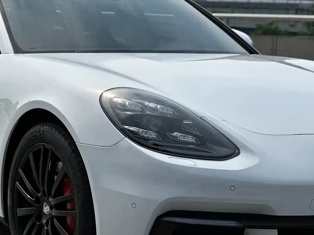 Porsche Panamera — фото 3