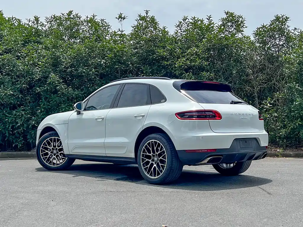 Porsche Macan — фото 5
